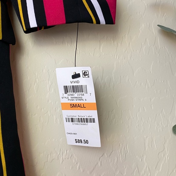 NWT INC Blazer Small - Picture 3 of 8